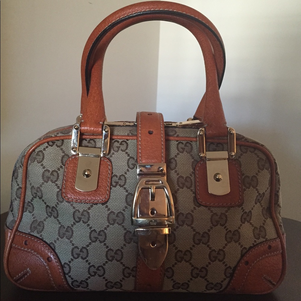 Gucci Satchel Handbag w/original Dust Bag
